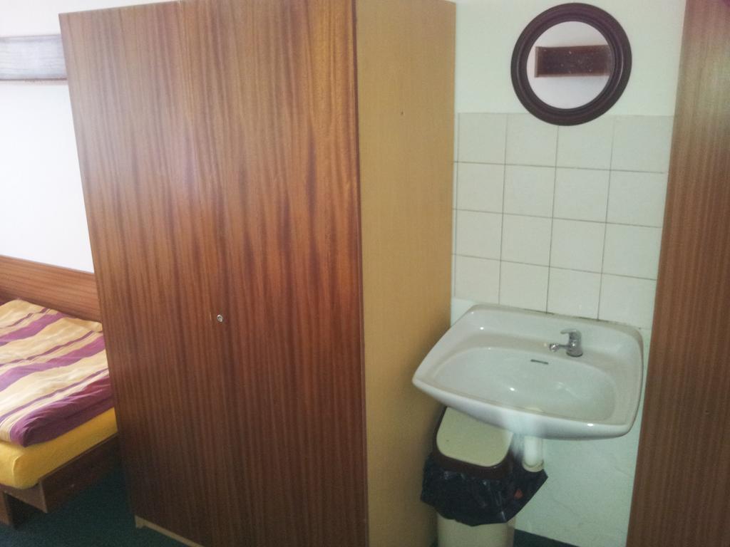Penzion Tenis Poděbrady Zimmer foto